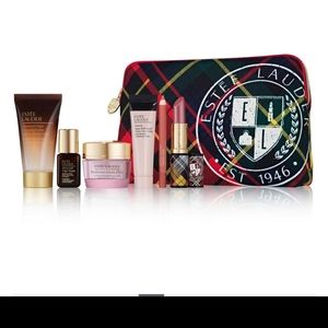 💥💥HOST PICK 💥Estee lauder